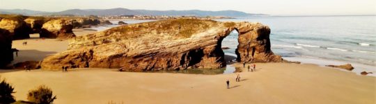 Ruta por la Playa De Las Catedrales - Galicia